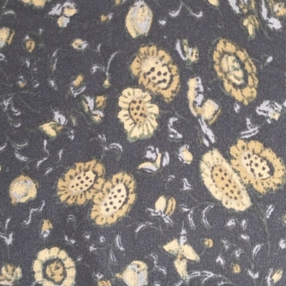 Free People - Picture 2 of 3